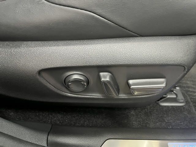 TOYOTA HARRIER 2WD 2021