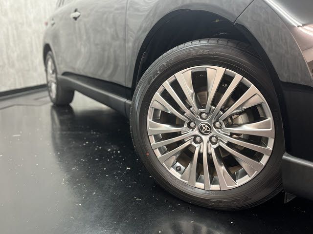 TOYOTA HARRIER 2WD 2021