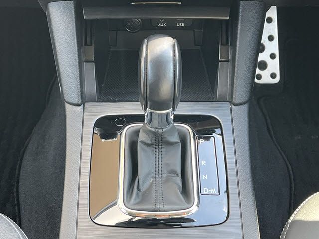 SUBARU LEGACY B4 2015