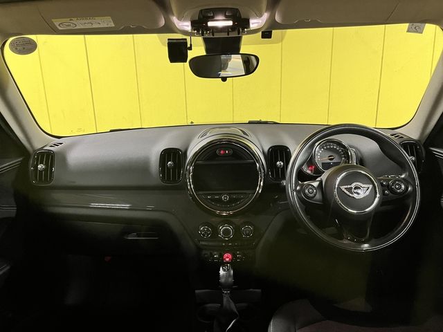 BMW BMW MINI ONE CROSSOVER 2019