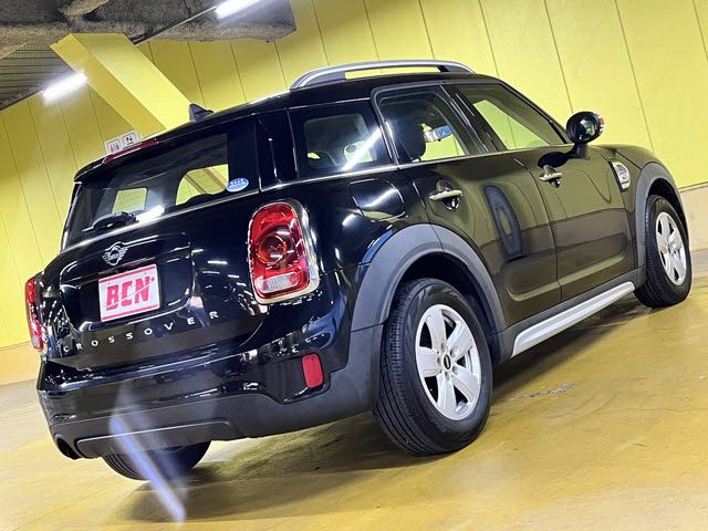 BMW BMW MINI ONE CROSSOVER 2019