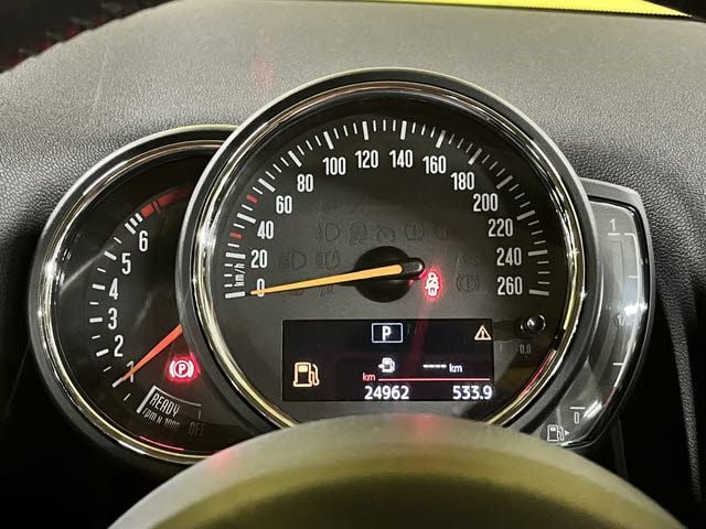 BMW BMW MINI ONE CROSSOVER 2019