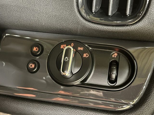 BMW BMW MINI ONE CROSSOVER 2019