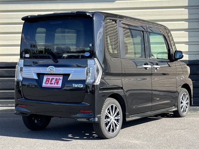 DAIHATSU TANTO CUSTOM 2016