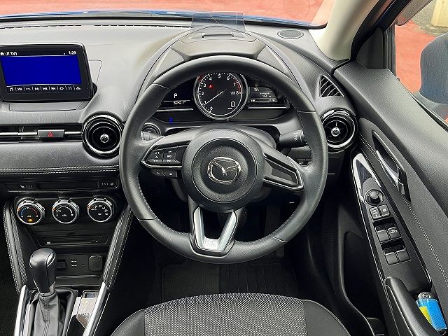 MAZDA DEMIO 2019