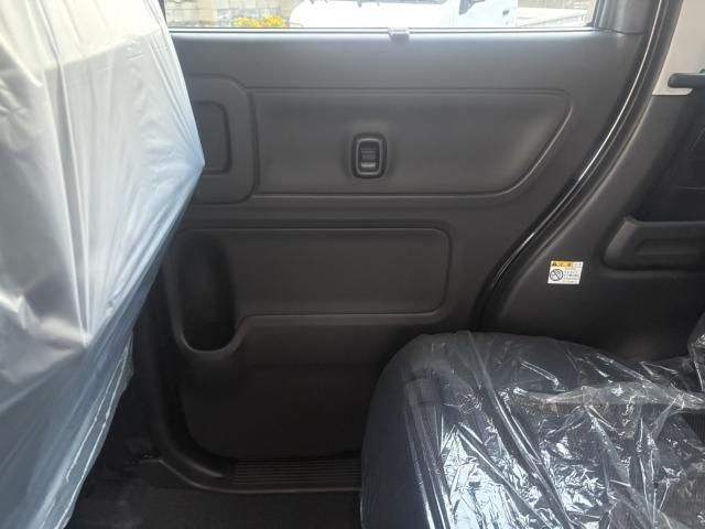 SUZUKI Spacia custom 2025