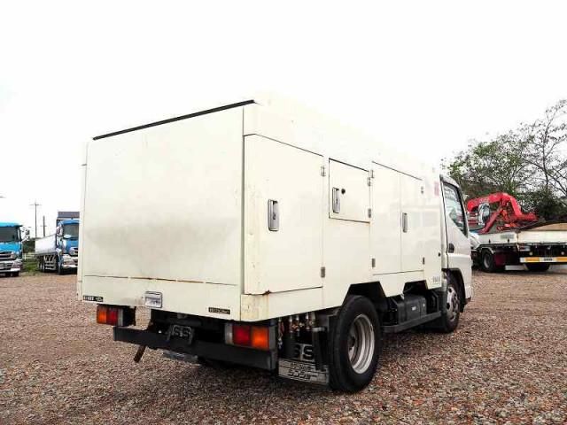 MITSUBISHI CANTER 2008