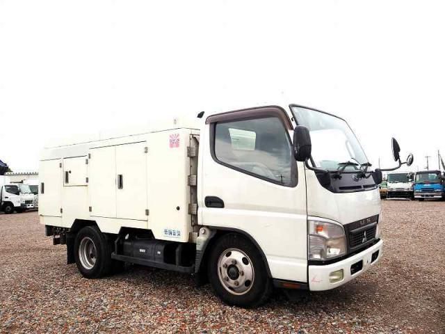 MITSUBISHI CANTER 2008