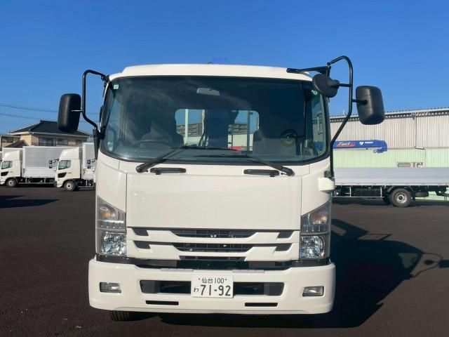 ISUZU FORWARD 2017
