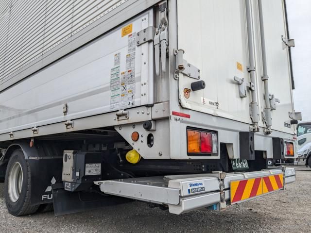 MITSUBISHI FUSOU FIGHTER 2023