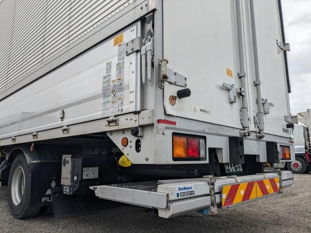 MITSUBISHI FUSOU FIGHTER 2023