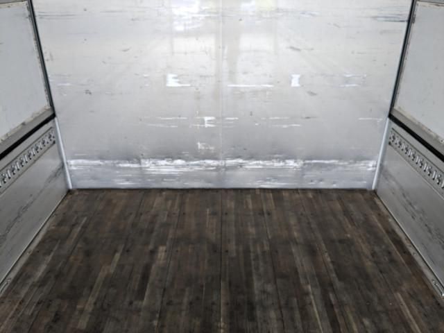 MITSUBISHI FUSOU FIGHTER 2023