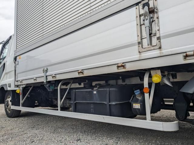 MITSUBISHI FUSOU FIGHTER 2023