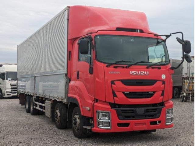 ISUZU GIGA 2018
