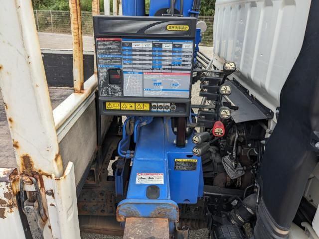 MITSUBISHI CANTER 2014