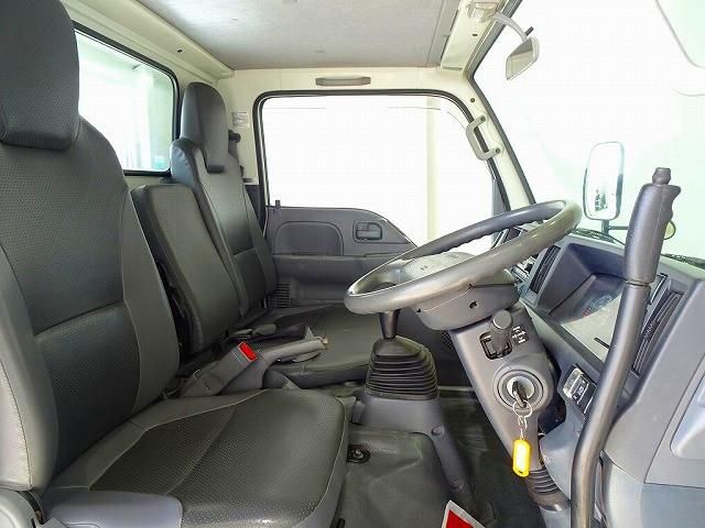 ISUZU ELF 2012