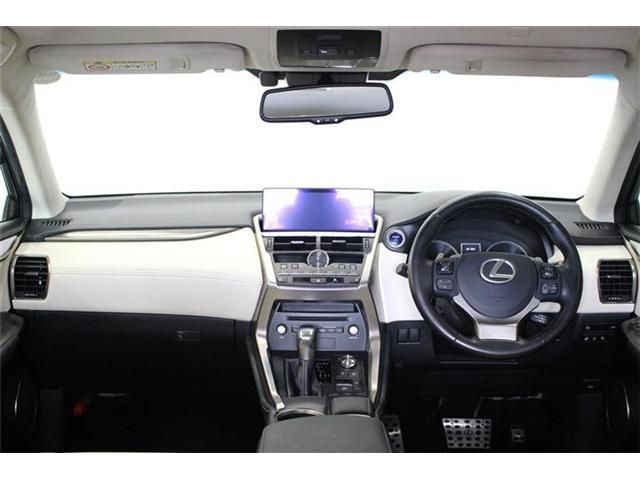 TOYOTA LEXUS NX300h AWD 2018