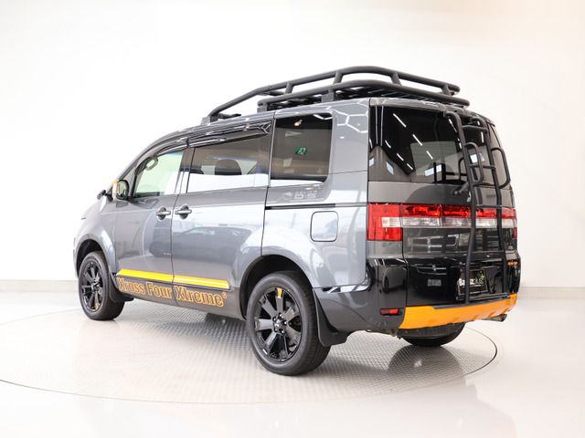 MITSUBISHI DELICA D:5 4WD 2017