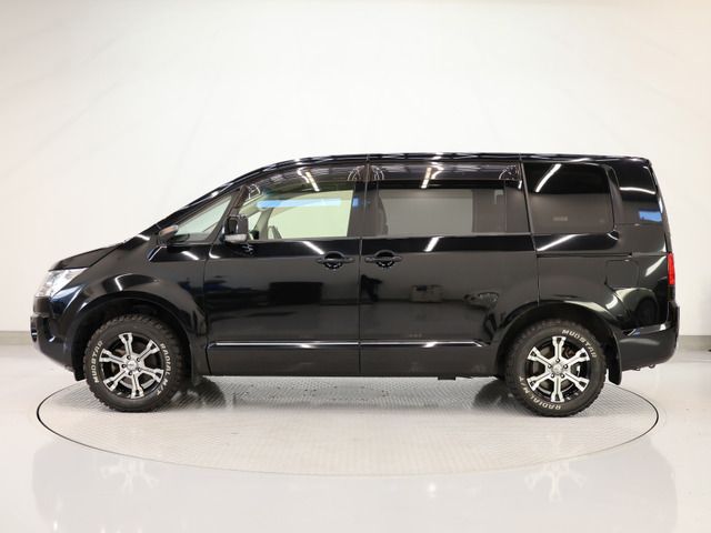 MITSUBISHI DELICA D:5 2WD 2017