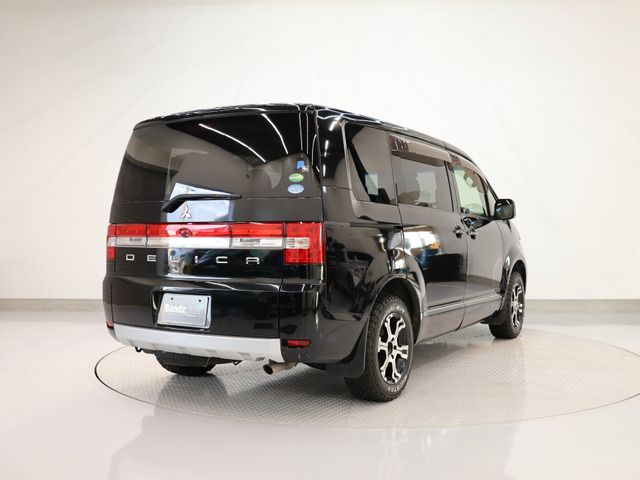 MITSUBISHI DELICA D:5 2WD 2017