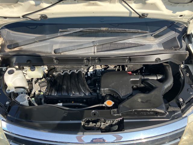 NISSAN SERENA  WG 2010