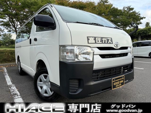 TOYOTA HIACE van 4WD 2014