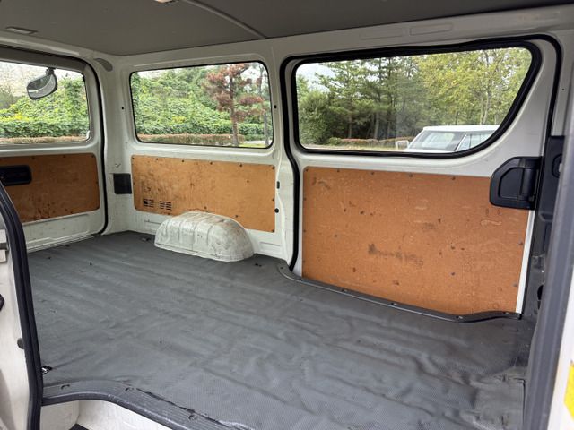 TOYOTA HIACE van 4WD 2014