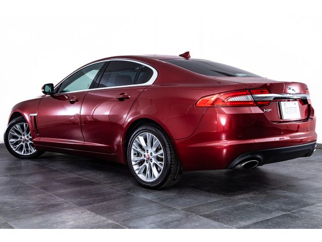 JAGUAR JAGUAR XFseries 2013