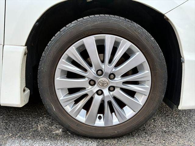 TOYOTA VELLFIRE 2014