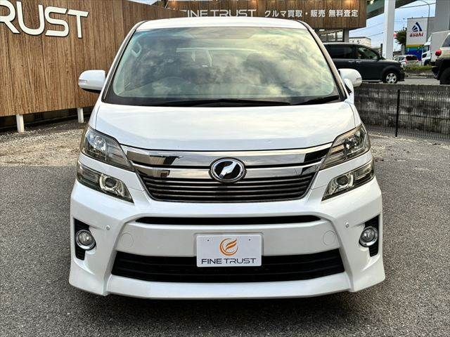 TOYOTA VELLFIRE 2014