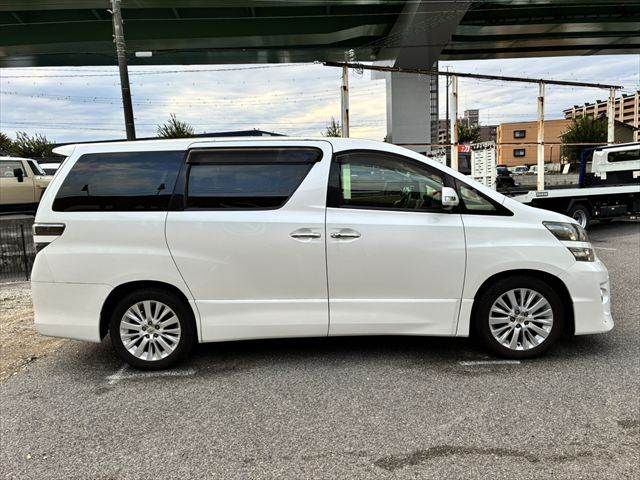 TOYOTA VELLFIRE 2014