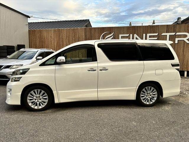TOYOTA VELLFIRE 2014