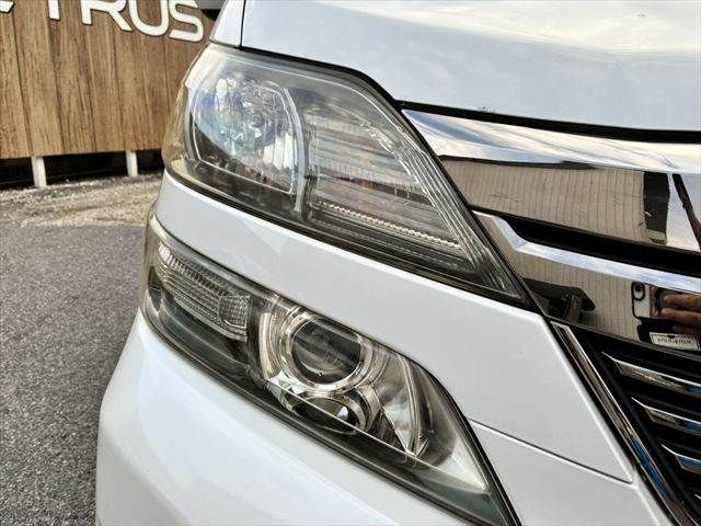 TOYOTA VELLFIRE 2014