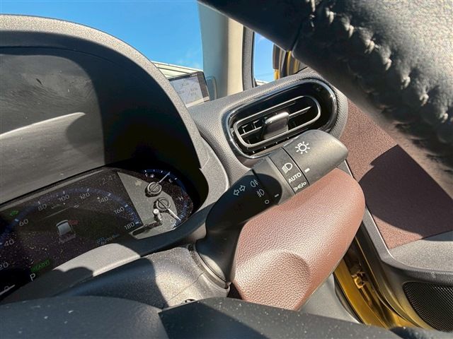 TOYOTA YARIS CROSS HYBRID 2020