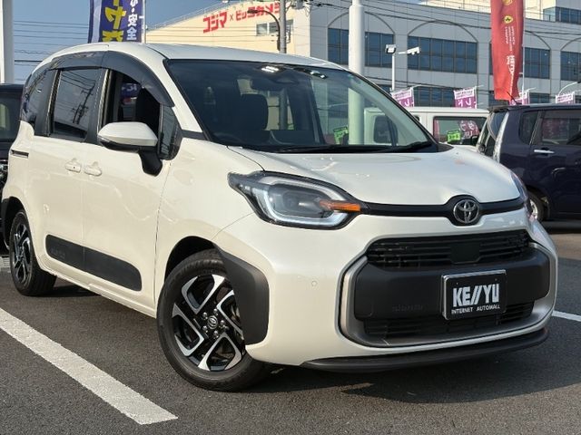 TOYOTA SIENTA 2023