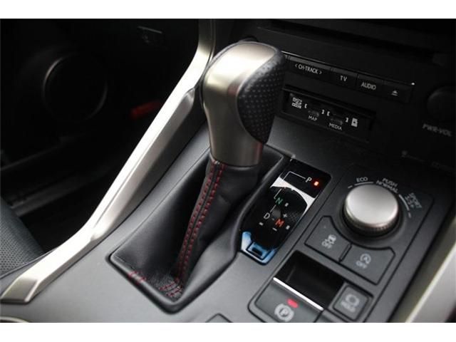 TOYOTA LEXUS NX200t 2015