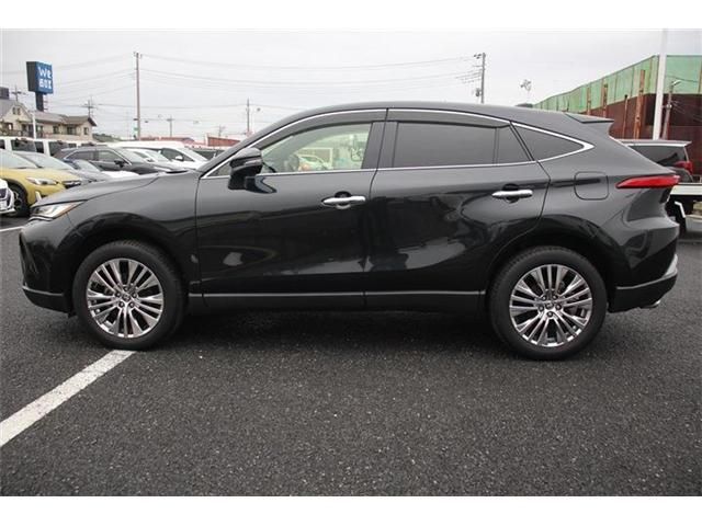 TOYOTA HARRIER 2WD 2020