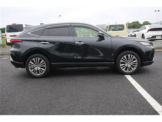 TOYOTA HARRIER 2WD 2020
