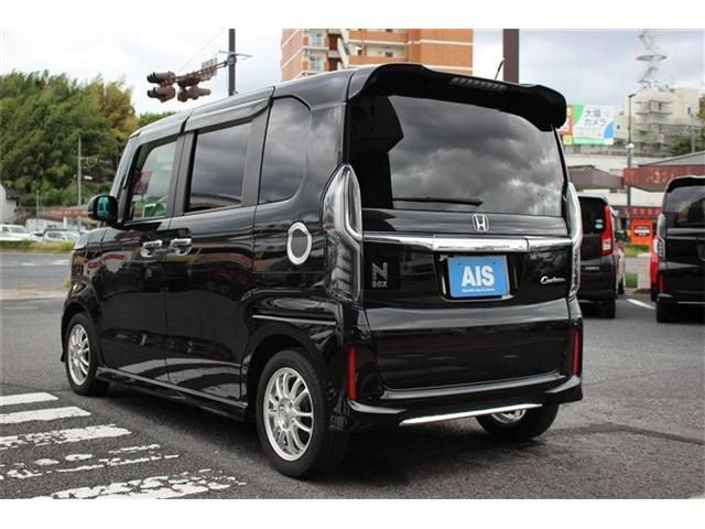 HONDA N BOX CUSTOM 2020