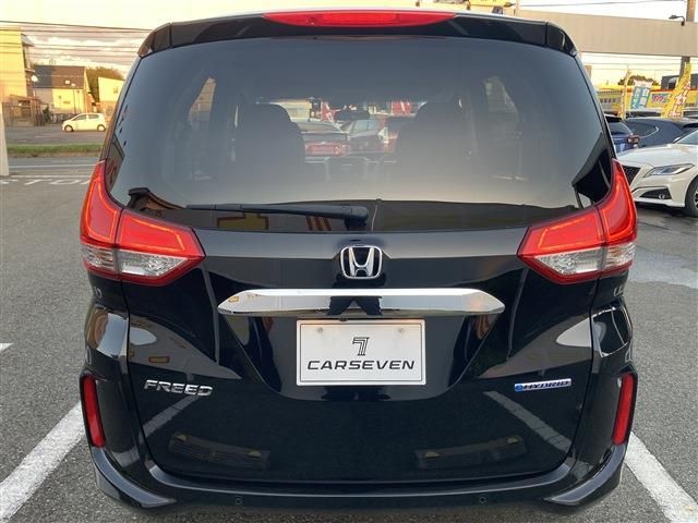 HONDA FREED HYBRID 4WD 2022