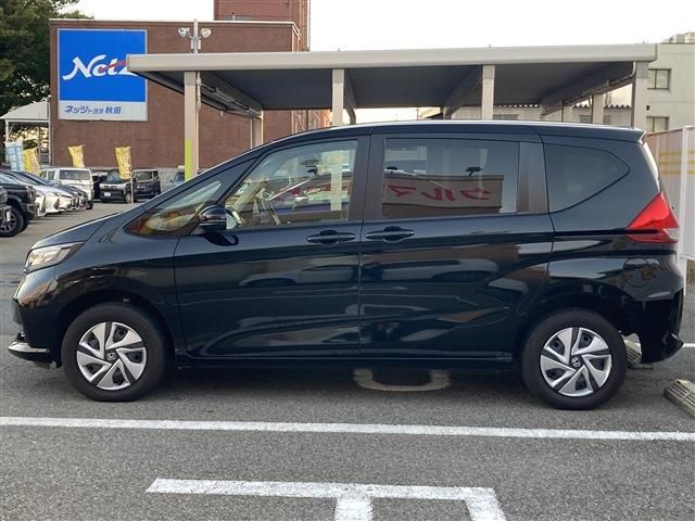 HONDA FREED HYBRID 4WD 2022