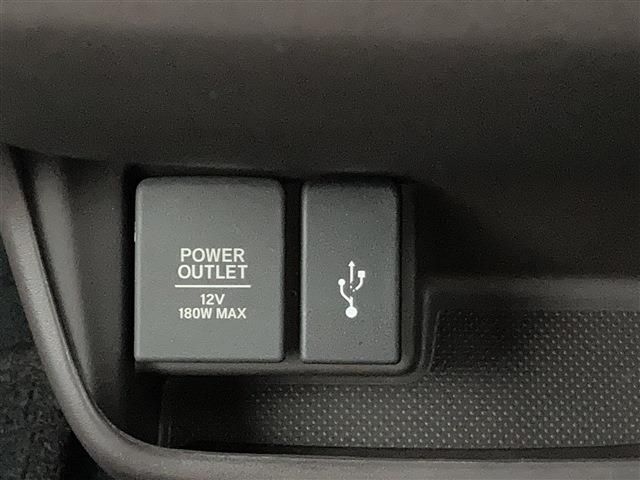 HONDA FREED HYBRID 4WD 2022