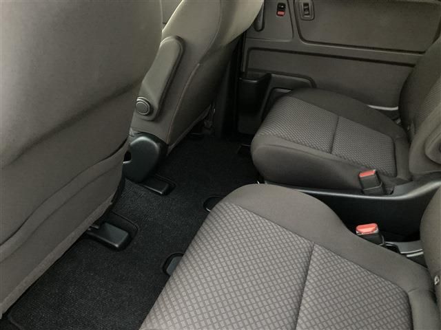 HONDA FREED HYBRID 4WD 2022