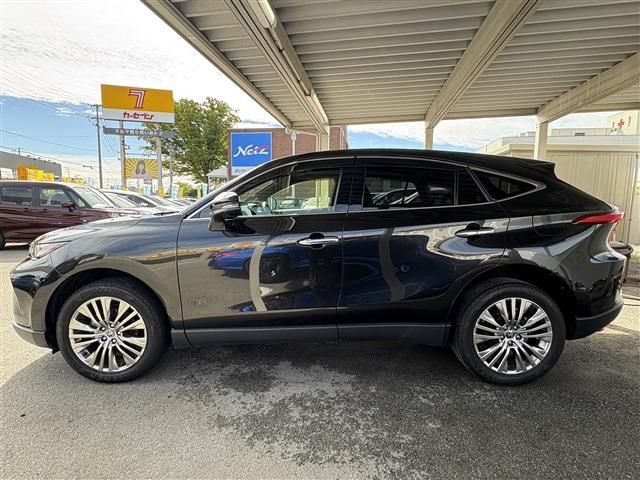 TOYOTA HARRIER HYBRID 2020