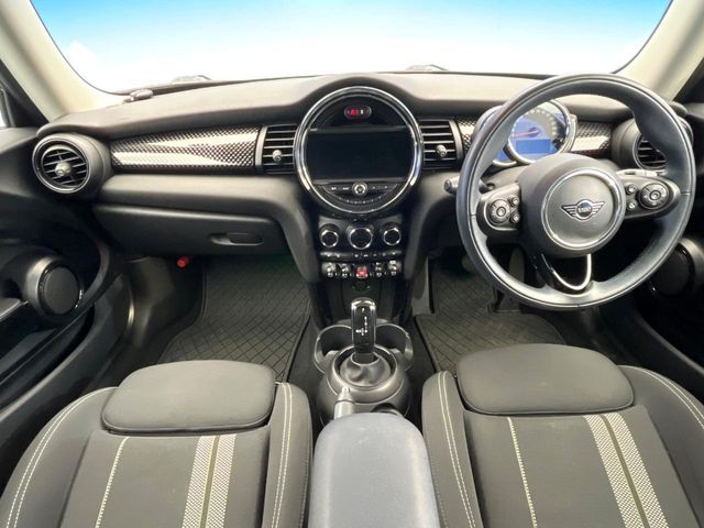 BMW MINI COOPER SD 2020