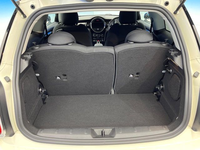 BMW MINI COOPER SD 2020