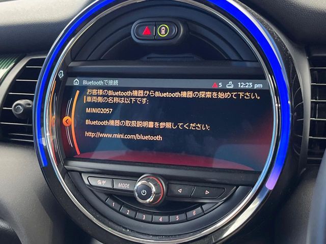 BMW MINI COOPER D 2020