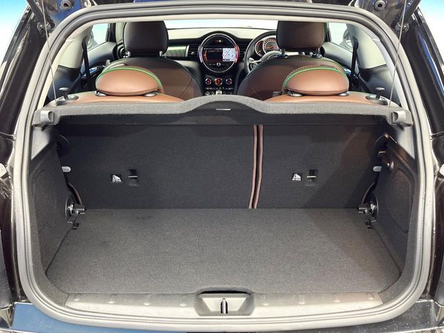 BMW MINI COOPER D 2020