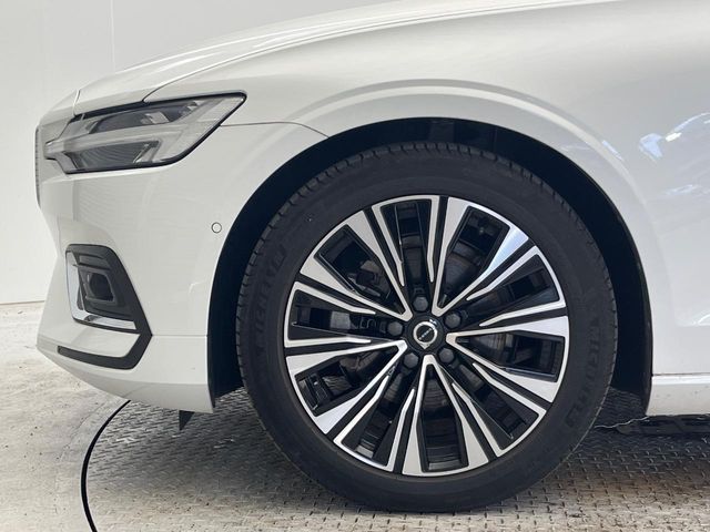 VOLVO VOLVO V60 2023