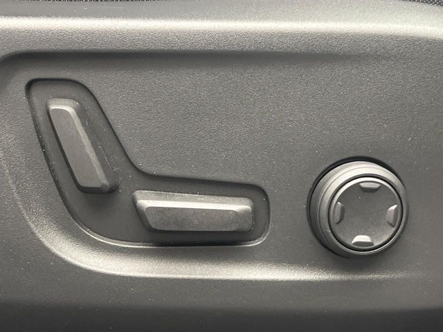 VOLVO VOLVO XC40 2020